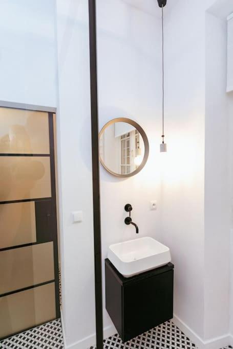 Charming Apartment Next To The Old Town! Warschau Buitenkant foto
