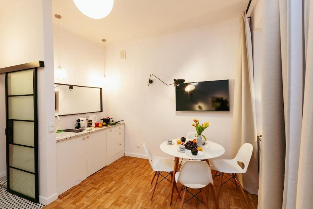 Charming Apartment Next To The Old Town! Warschau Buitenkant foto